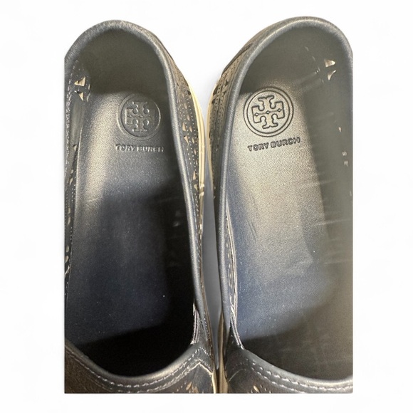 Tory Burch Lennon Dark Navy Blue Slip-On Loafers Lazer Cut Size 10 - Picture 7 of 9